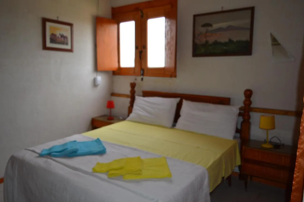 Country Room Pachino 0*,  Italy